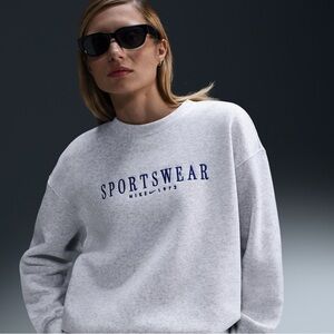Nike Phoenix Fleece Oversized Crewneck Sweatshirt
